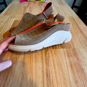 Spanish “On Foot” wedges Size 40